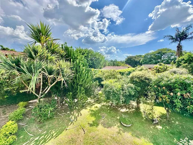 Casa com 1000m² 3 quartos e 5 banheiros, à venda, no bairro Recanto Impla em Carapicuíba