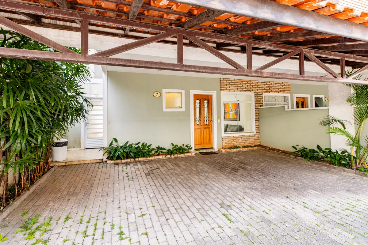 Casa no condomínio Condomínio Villa de São Paulo para venda com 2 quartos, sendo 2 suítes, 200m²
