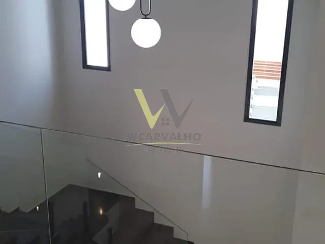 Casa com 300m² 4 quartos e 4 banheiros, à venda, no bairro Parque Brasília em Anápolis