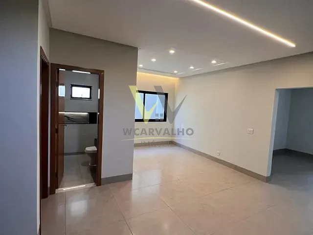 Casa com 300m² 4 quartos e 4 banheiros, à venda, no bairro Parque Brasília em Anápolis