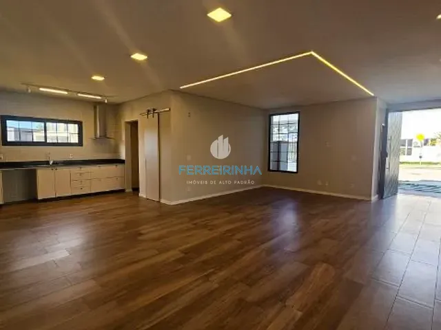 Casa 3 quartos e 5 banheiros, para alugar, no bairro Condomínio Residencial Mont Blanc em São José dos Campos