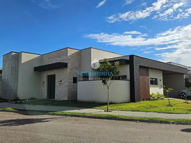 Casa 3 quartos e 5 banheiros, para alugar, no bairro Condomínio Residencial Mont Blanc em São José dos Campos