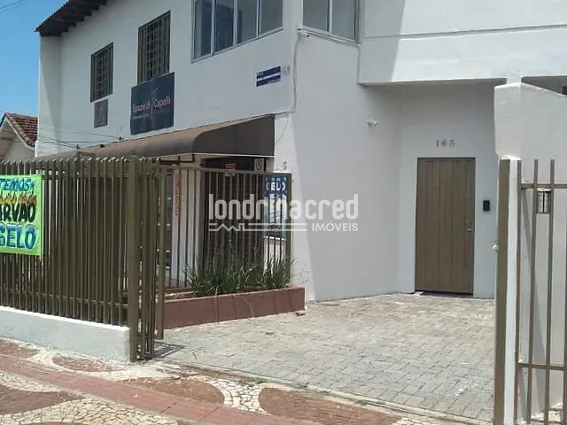 Casa à venda, no bairro Conjunto Habitacional Maria Cecília Serrano de Oliveira em Londrina