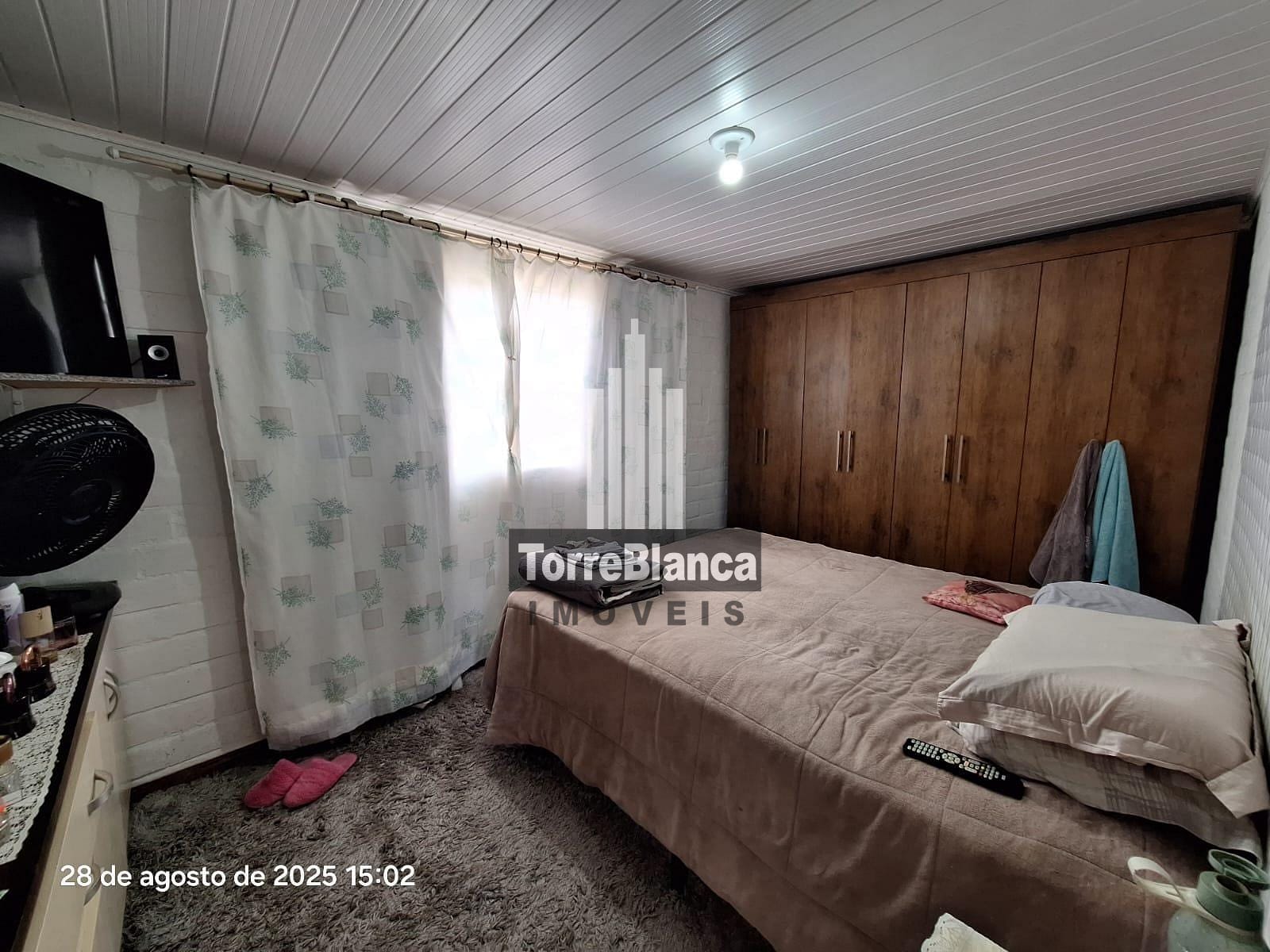 Casa à venda com 2 quartos, 69m² - Foto 7