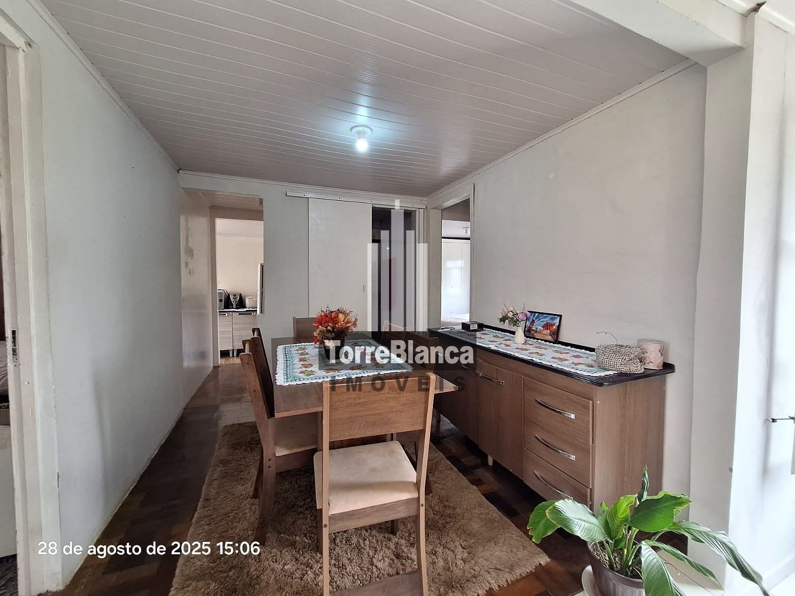 Casa à venda com 2 quartos, 69m² - Foto 6