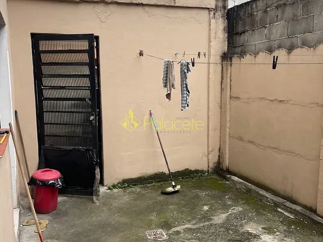 Casa com 106m² 2 quartos e 2 banheiros, à venda, no bairro Alto do Cardoso em Pindamonhangaba