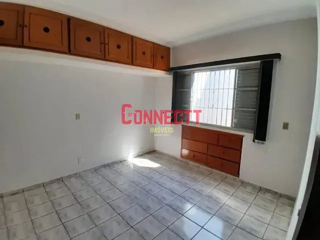 Casa 3 quartos e 2 banheiros, à venda, no bairro Sumarezinho em Ribeirão Preto