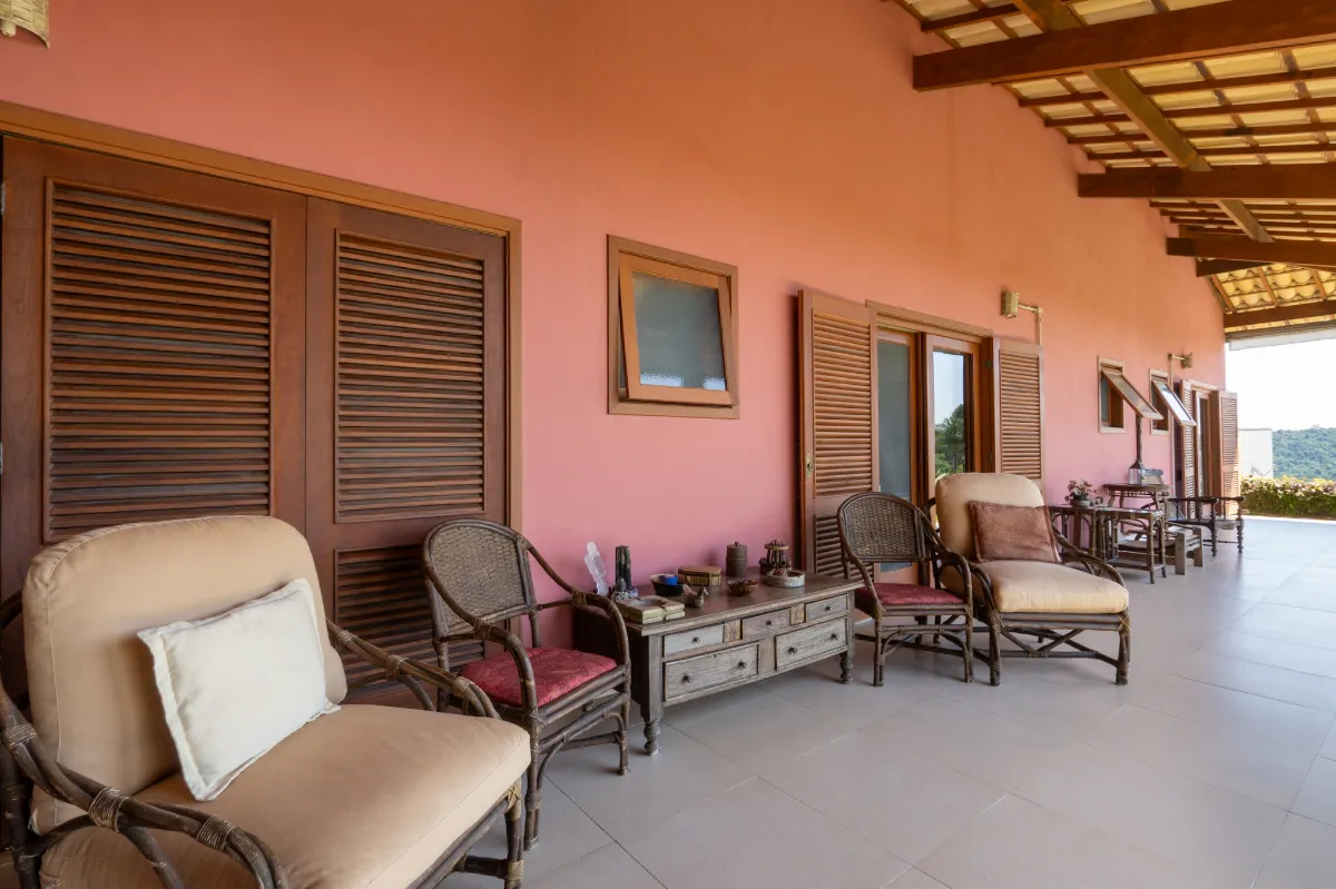Casa no condomínio Golf Garden para venda com 3 quartos, sendo 2 suítes, 195m²