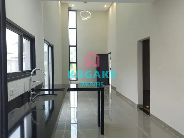 Casa 3 quartos e 2 banheiros, à venda, no bairro Residencial Colinas em Caçapava