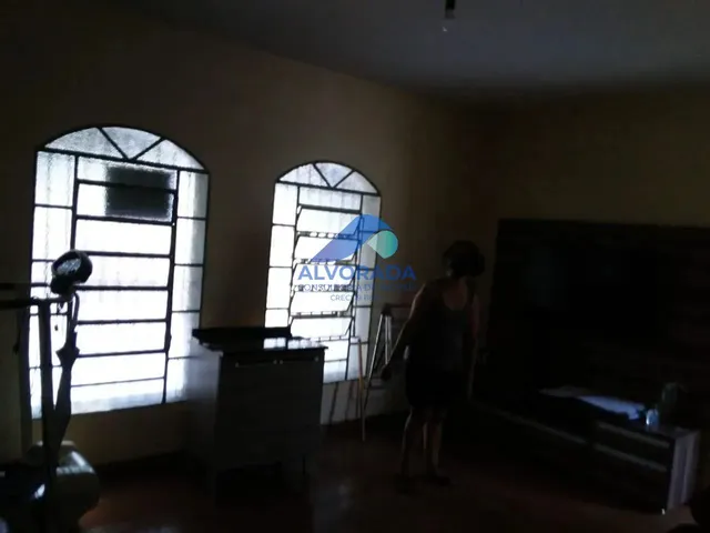 Casa com 175m² 2 quartos e 1 banheiro, à venda, no bairro Jardim das Indústrias em São José Dos Campos