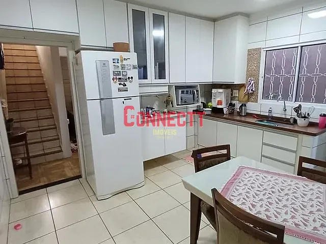 Casa 3 quartos e 3 banheiros, à venda, no bairro Vila Monte Alegre em Ribeirão Preto