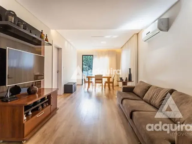 Casa com 380m² 4 quartos e 6 banheiros, à venda, no bairro Oficinas em Ponta Grossa