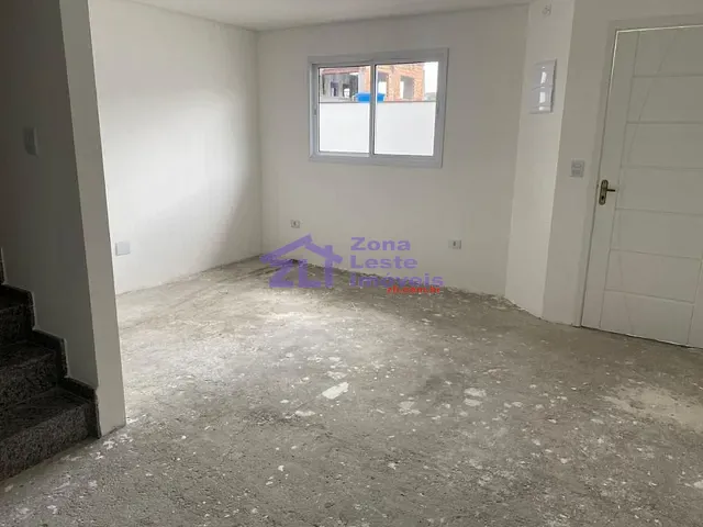 Casa com 115m² 3 quartos e 2 banheiros, à venda, no bairro Vila Ré em São Paulo