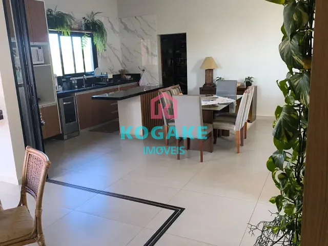 Casa 4 quartos e 4 banheiros, à venda, no bairro Putim em São José dos Campos