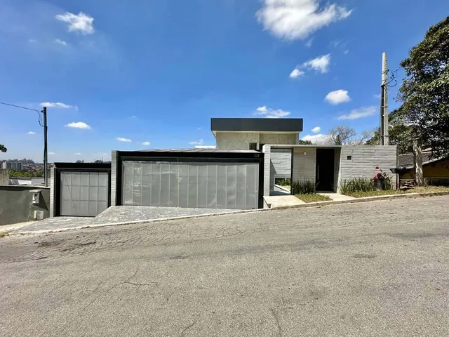 Casa com 675m² 7 quartos e 9 banheiros, à venda, no bairro Palos Verdes em Cotia