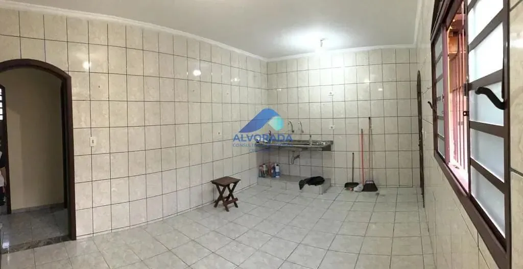 Casa, 3 quartos, 217 m² - Foto 4