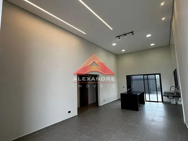 Casa com 250m² 3 quartos e 2 banheiros, à venda, no bairro Lotamento Floresta em São José dos Campos