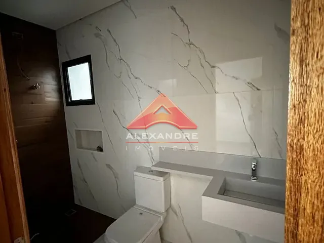 Casa com 250m² 3 quartos e 2 banheiros, à venda, no bairro Lotamento Floresta em São José dos Campos