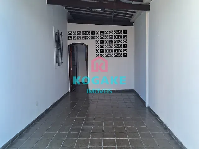 Casa com 244m² 3 quartos e 1 banheiro, à venda, no bairro Vila Ema em São José dos Campos