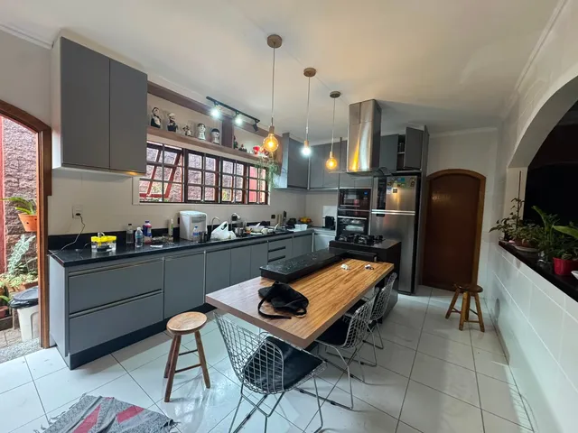 Casa com 245m² 4 quartos e 4 banheiros, à venda, no bairro City Bussocaba em Osasco