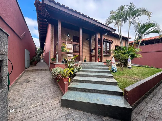 Casa com 245m² 4 quartos e 4 banheiros, à venda, no bairro City Bussocaba em Osasco