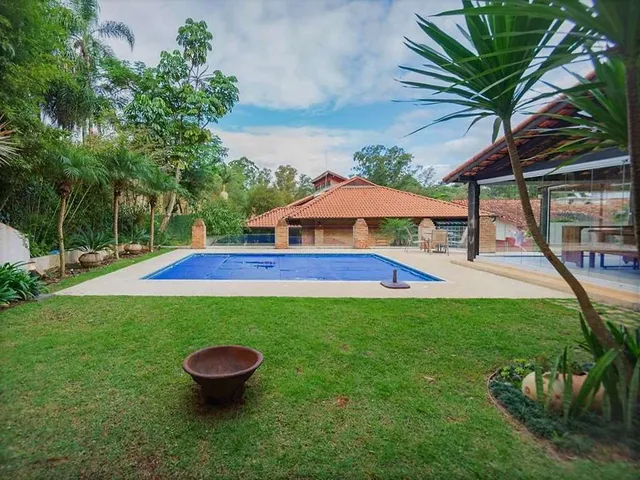 Casa com 1000m² 4 quartos e 5 banheiros, à venda, no bairro Palos Verdes em Carapicuíba