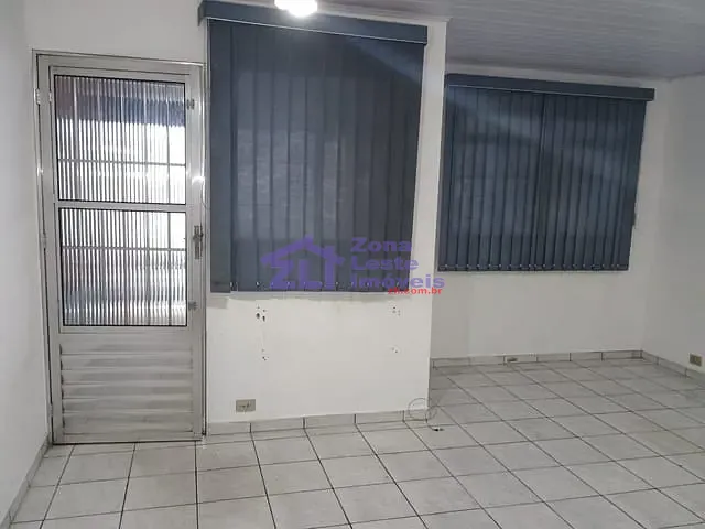 Casa com 90m² 1 quarto e 1 banheiro, para alugar, no bairro Parque Maria Luiza em São Paulo