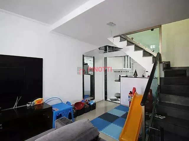 Casa 3 quartos e 2 banheiros, à venda, no bairro Vila Baeta Neves em São Bernardo do Campo