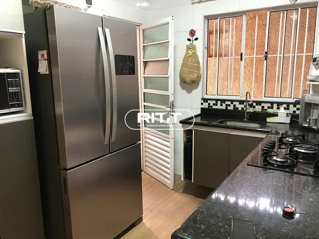 Casa com 320m² 3 quartos e 3 banheiros, à venda, no bairro Santa Cecília em Paulínia