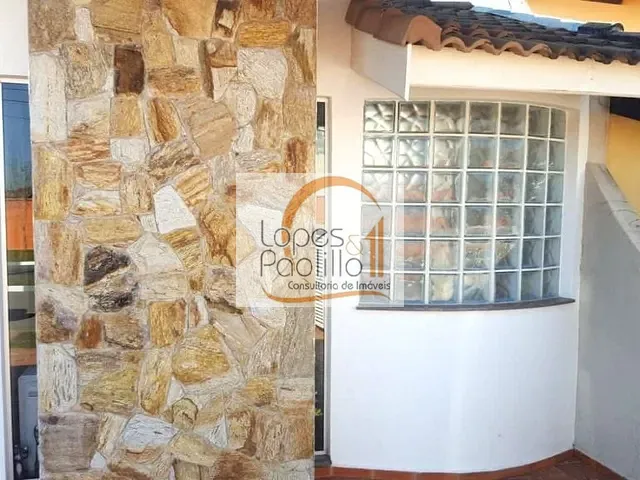 Casa com 200m² 3 quartos e 2 banheiros, à venda, no bairro Jardim Terceiro Centenário em Atibaia