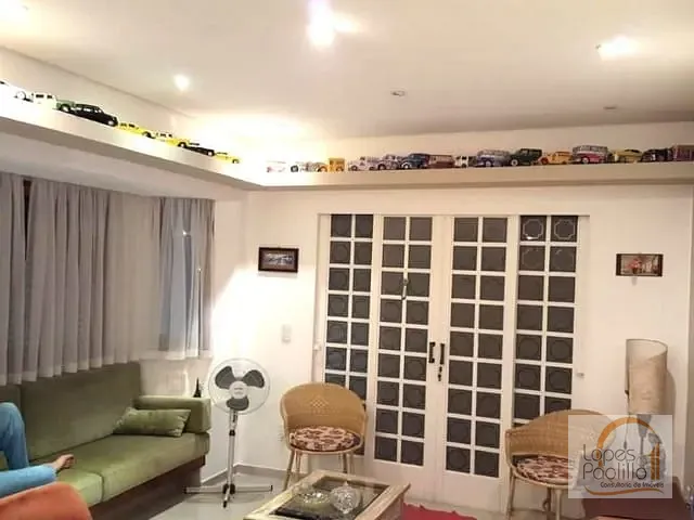 Casa com 200m² 3 quartos e 2 banheiros, à venda, no bairro Jardim Terceiro Centenário em Atibaia
