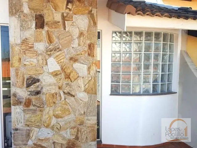 Casa com 200m² 3 quartos e 2 banheiros, à venda, no bairro Jardim Terceiro Centenário em Atibaia