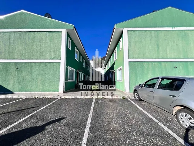 Casa com 80m² 3 quartos e 2 banheiros, à venda, no bairro Jardim Carvalho em Ponta Grossa
