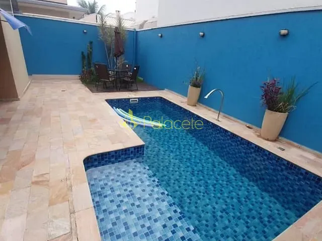 Casa com 250m² 3 quartos e 5 banheiros, à venda, no bairro Campos do Conde em Tremembé