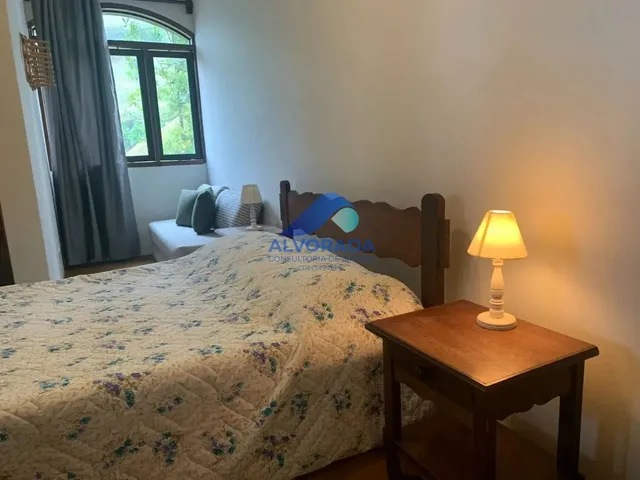 Casa com 5566m² 3 quartos e 4 banheiros, à venda, no bairro Pedra do Fogo em Campos Do Jordão
