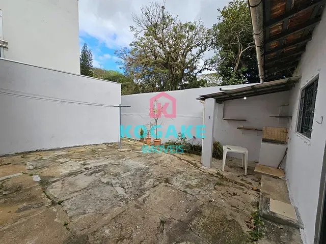 Casa 2 quartos e 1 banheiro, para alugar, no bairro Vila Ema em São José dos Campos