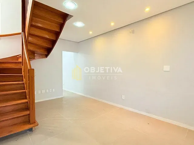 Casa à venda, no bairro Centro Histórico em Porto Alegre