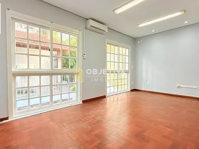 Casa à venda, no bairro Centro Histórico em Porto Alegre