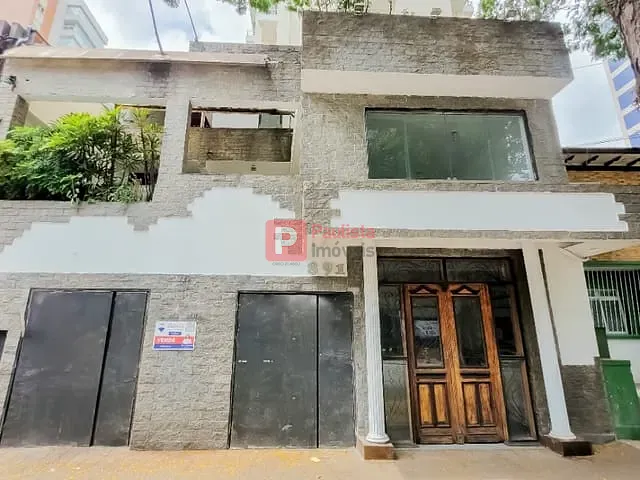 Casa com 560m², à venda ou para alugar, no bairro Vila Nova Conceição em São Paulo