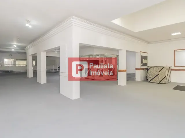 Casa com 560m², à venda ou para alugar, no bairro Vila Nova Conceição em São Paulo