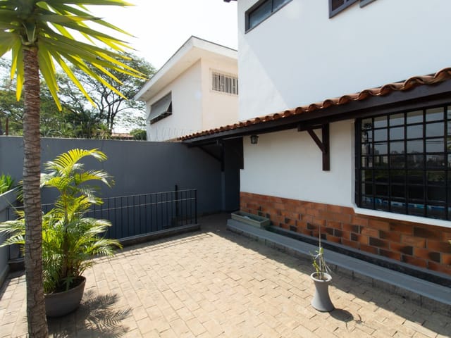 Foto do Casa - Casa tipo para venda em Planalto Paulista com 3 quartos, 191m² | Lares e Andares Imóveis