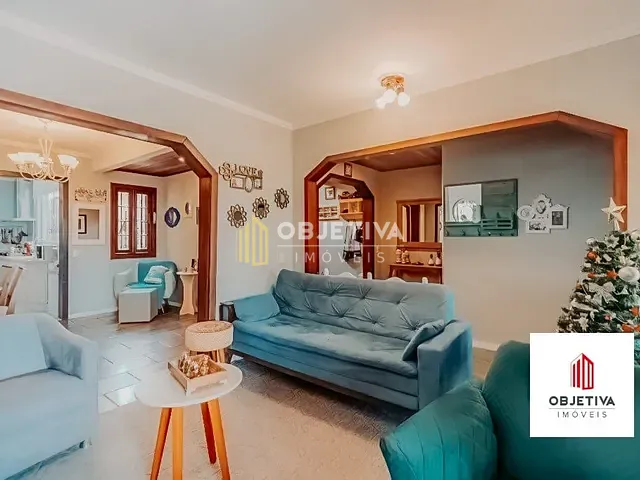 Casa 3 quartos e 3 banheiros, à venda, no bairro Partenon em Porto Alegre