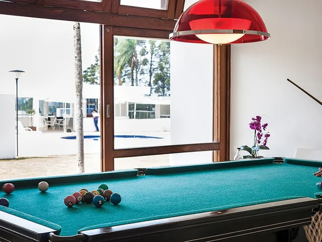 Casa com 772m² 5 quartos e 8 banheiros, à venda, no bairro Moinho Velho em Cotia