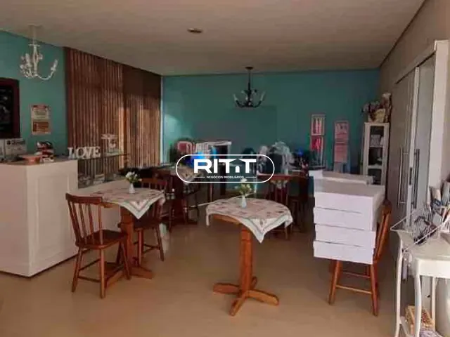 Casa com 350m² 5 quartos e 5 banheiros, à venda, no bairro Parque Taquaral em Campinas