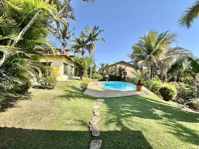 Casa com 1879m² 5 quartos e 5 banheiros, à venda, no bairro Parque Ideal em Carapicuíba
