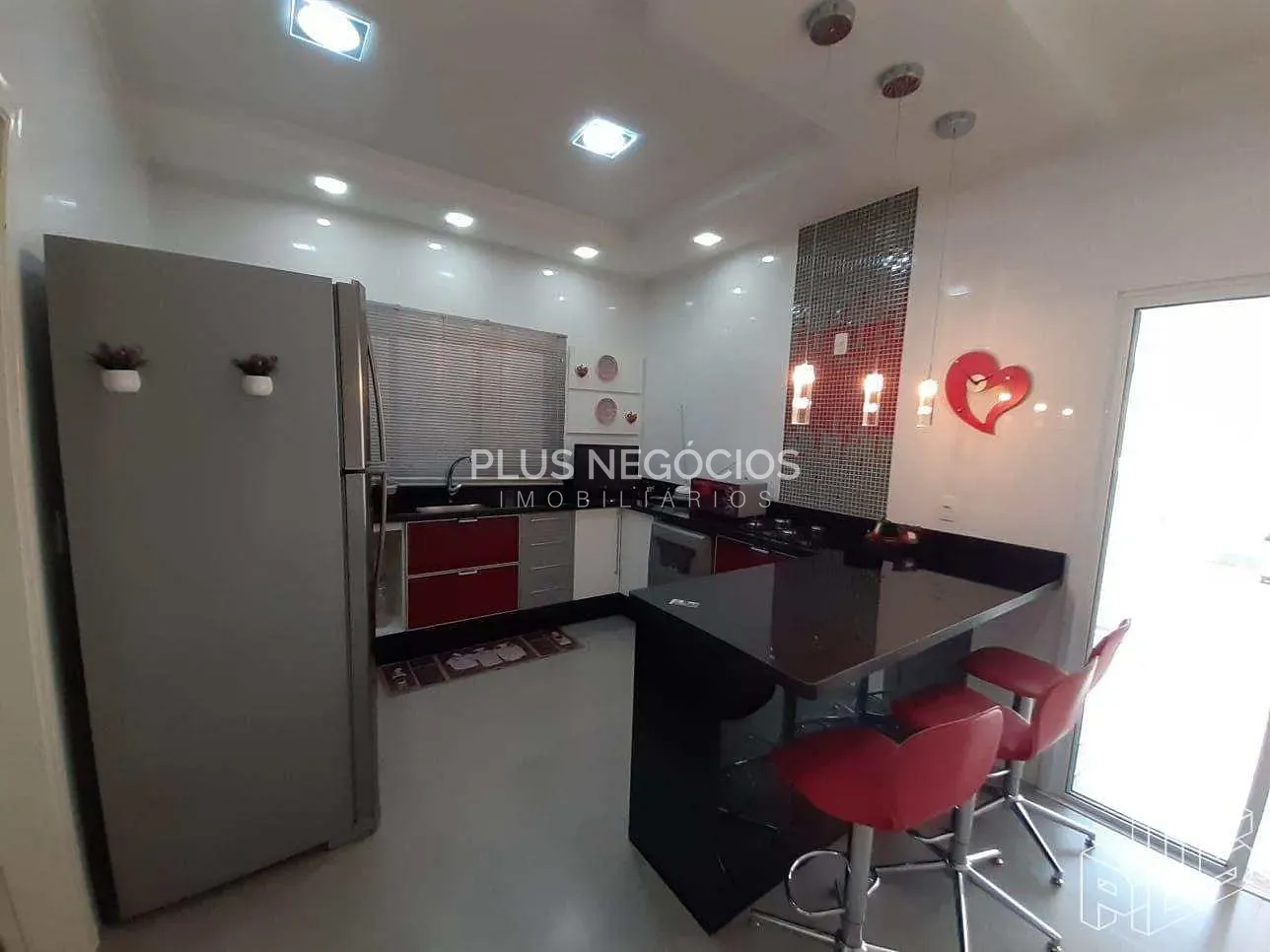 Casa, 3 quartos, 280 m² - Foto 11