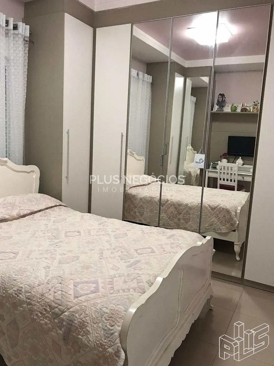 Casa, 3 quartos, 280 m² - Foto 19