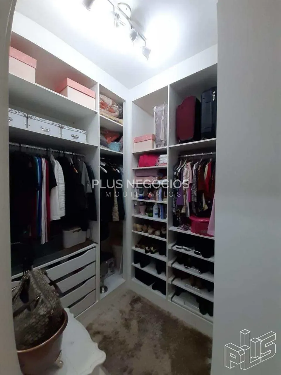 Casa, 3 quartos, 280 m² - Foto 35