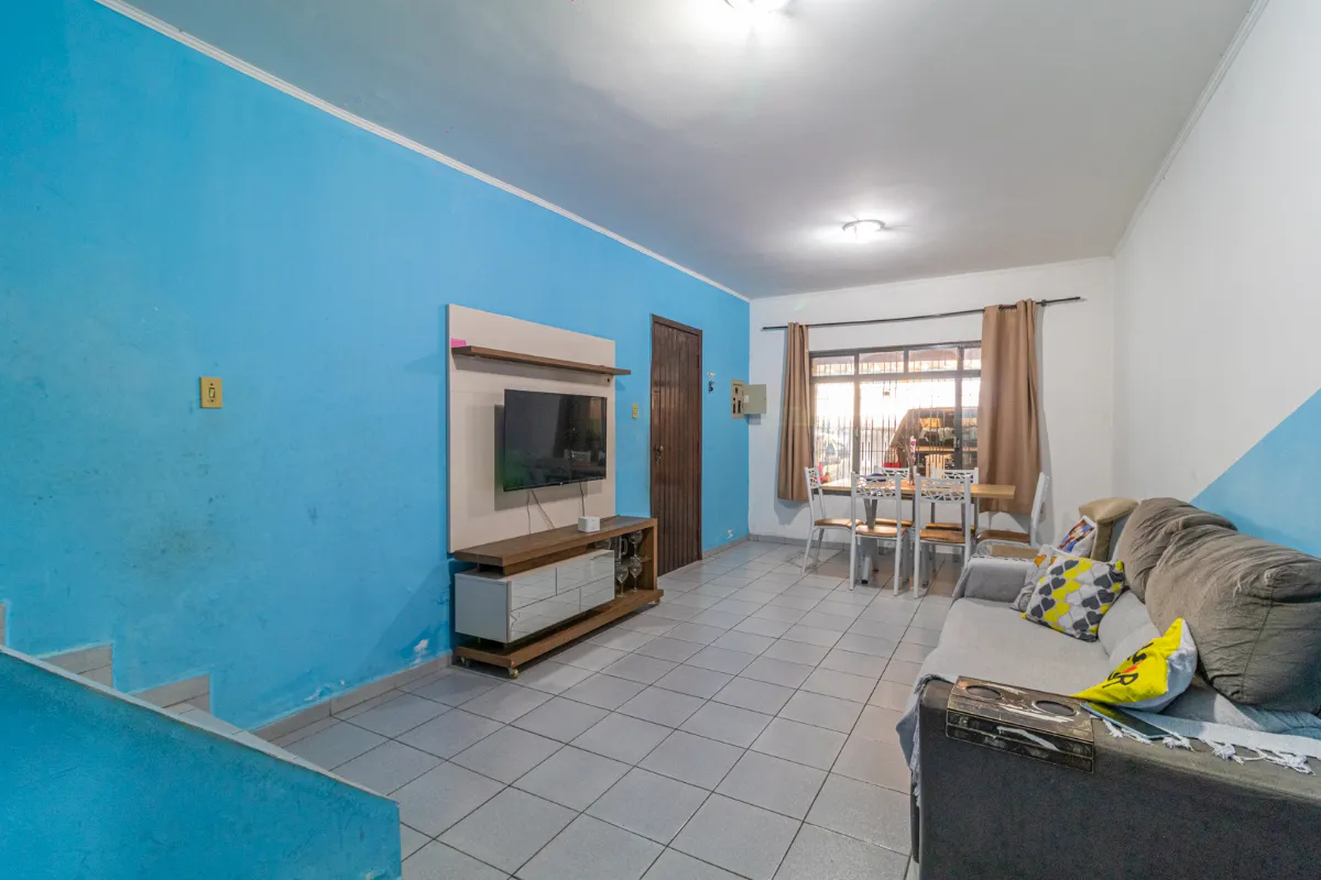 Casa para venda em Jardim Esmeralda com 4 quartos, sendo 1 suíte, 126m²