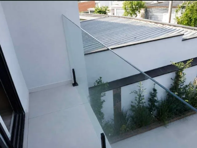 Casa 3 quartos e 3 banheiros, à venda, no bairro Villas do Jaguari em Santana de Parnaíba